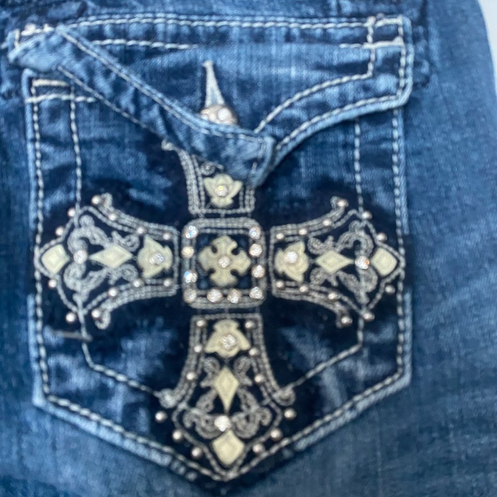 Miss Me Embellished Lowrise bootcut jeans size 27